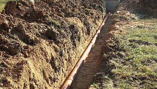 Копка траншей для водопровода в Куйбышеве: цена за метр от 934 руб.